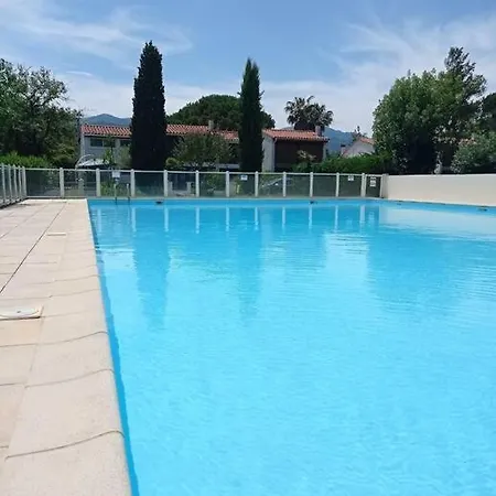 Ferienhaus A L'ancienne Avec Jardin Et Piscine