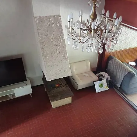 A L'ancienne Avec Jardin Et Piscine Ferienhaus *