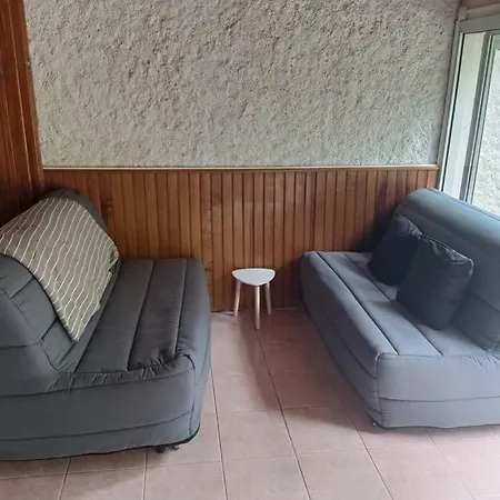 A L'ancienne Avec Jardin Et Piscine